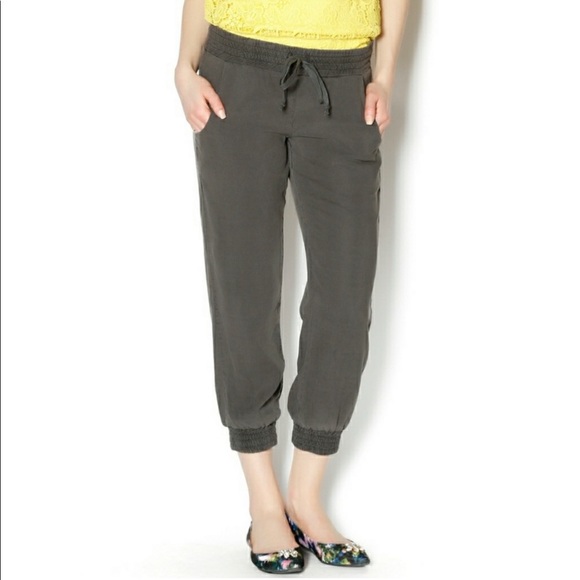 Bella Dahl Jogger - Picture 7 of 8